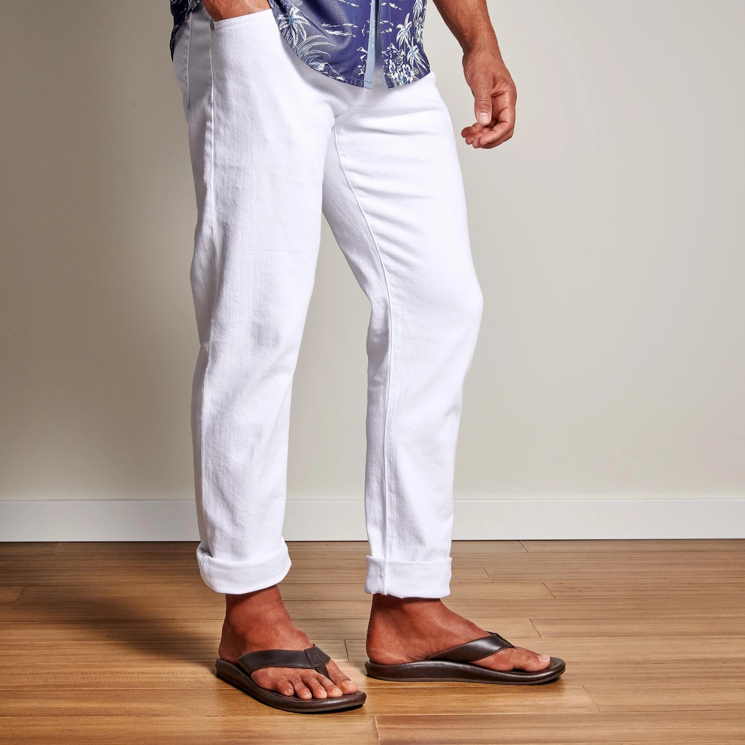 OluKai ‘Ilikai - Dark Wood 6 OluKai ‘Ilikai - Dark Wood - Image 4