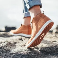 OluKai Hawai‘iloa Manu Hope - Fox / Off White -Comfort Shoes Wear Shop 20397 FX18 W 102 HawaiiloaManuHope FoxOfw