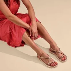 OluKai Waiau - Bubbly -Comfort Shoes Wear Shop 20426 FAFA 102 W WAIAU BubblyBubbly 43926883 2a3e 4227 b156 1c76f469e18c