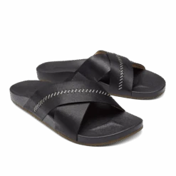 OluKai Kīpe‘a ‘Olu - Black 11 OluKai Kīpe‘a ‘Olu - Black -Comfort Shoes Wear Shop 20460 4040 003 W KipeaOlu BlkBlk