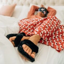 OluKai Kīpe'a Heu - Black 11 OluKai Kīpe'a Heu - Black -Comfort Shoes Wear Shop Kipe aHeu Black galleryimage 04